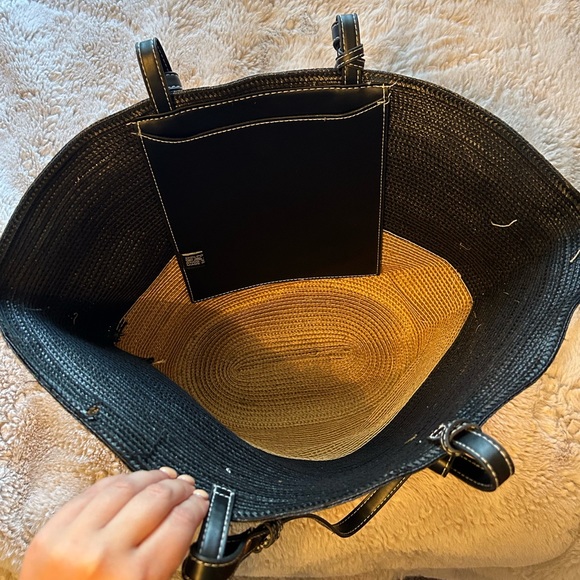 Straw Bag - Picture 2 of 4